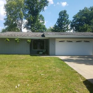 26890 Locust Dr, Olmsted Falls, OH, 44138
