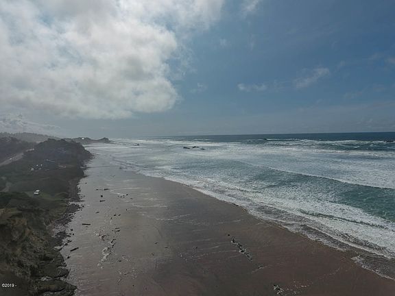 5th image of 11744 NW Pacific Coast Hwy