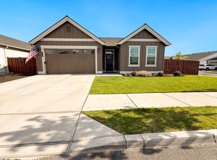 1056 NE Henry Dr, Prineville, OR 97754