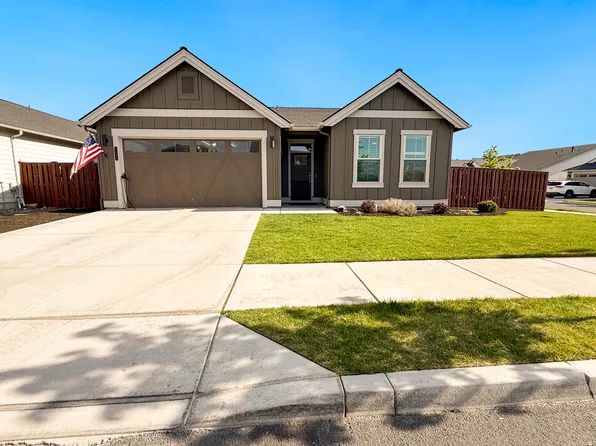 1056 NE Henry Dr, Prineville, OR 97754