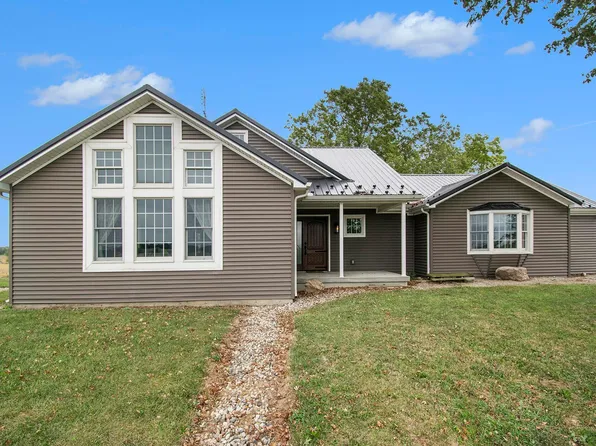 10670 S 100th Rd W, Silver Lake, IN 46982