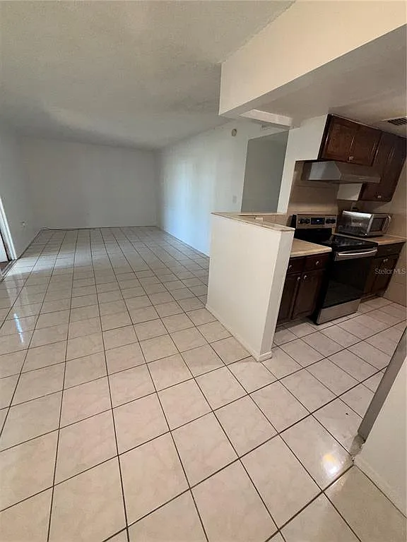 2 bed, 2.0 bath, 970 sqft, $1,400 — Photo 3
