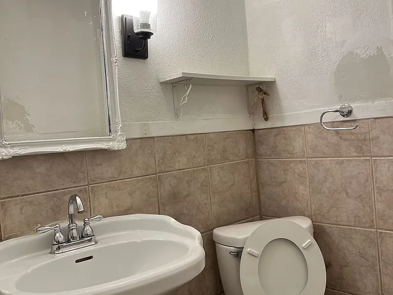 901 N Bradley Ave — Photo 10