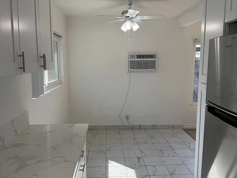 2250-2260 Kenrich Ct. — Photo 7