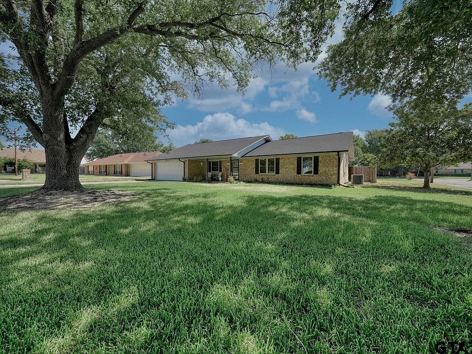 1309 Woodbridge Pl, Tyler, TX 75703 MLS 23011301 Zillow