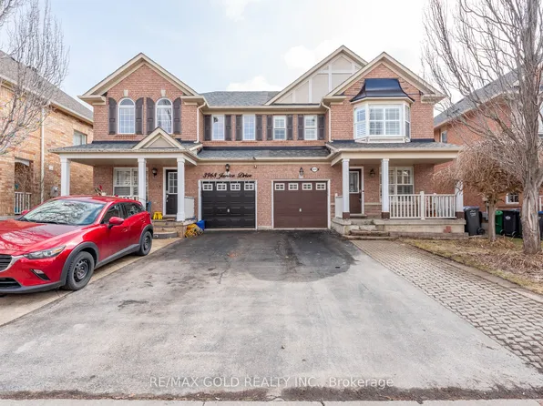 3970 Janice Dr, Mississauga, ON L5M 7Y4