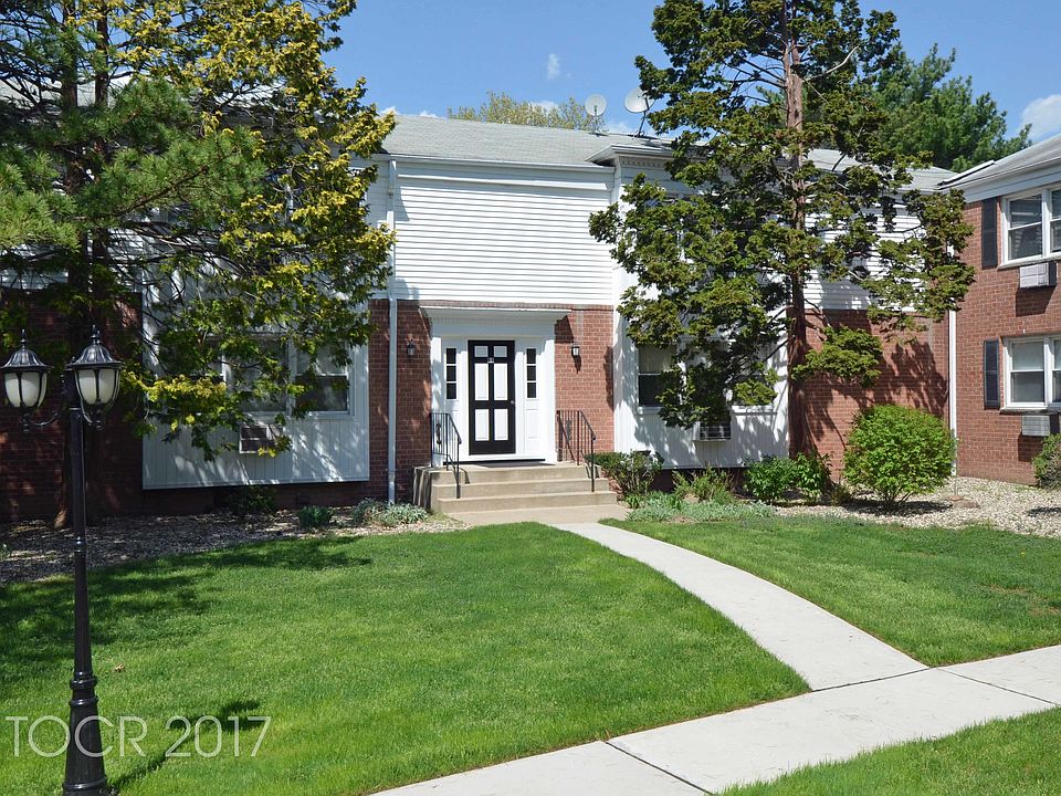 1st image of 63 Bon Aire Cir APT 7510