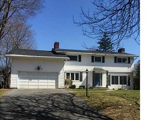 260 Brattle Rd, Syracuse, NY 13203