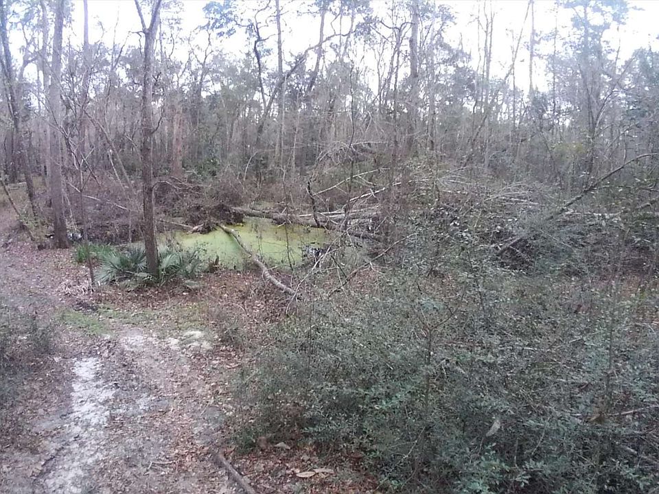 2nd image of 4092 Honeysuckle Cir