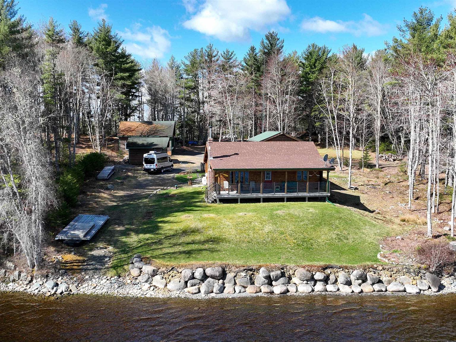 25 Oakridge Ln E, Lunenburg, NS B0R 1E0 Zillow