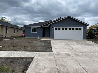 2481 Brady Way, Medford, OR