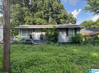 37 Orleans St, Florence, AL 35630