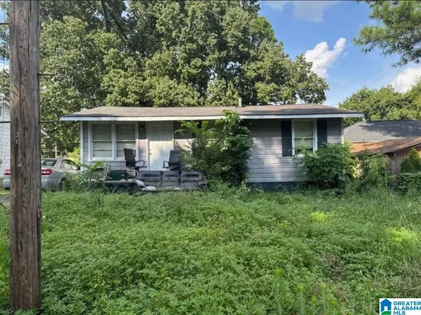 37 Orleans St, Florence, AL 35630