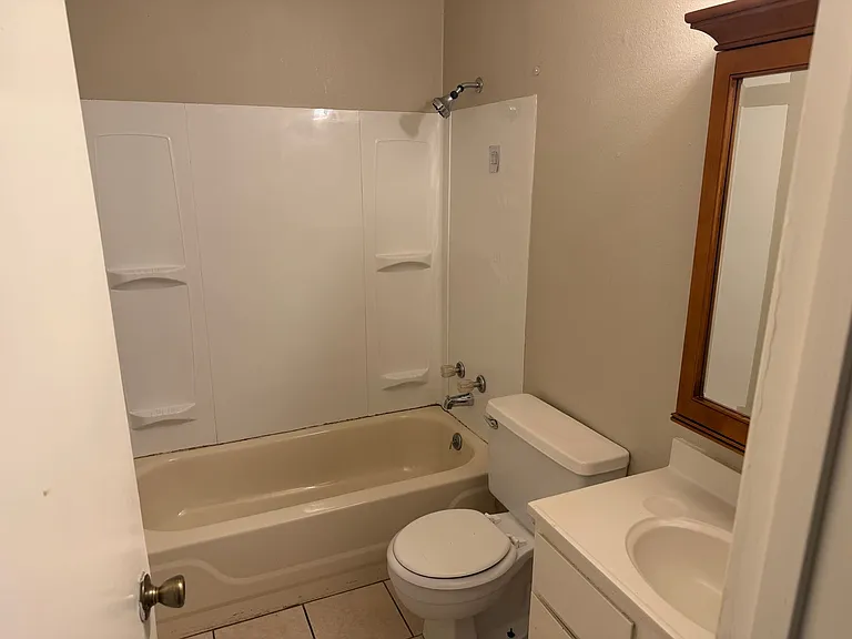 4 Pine Tree Apartment Rd — Photo 8