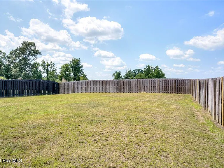 5083 Captain Dr — Photo 22