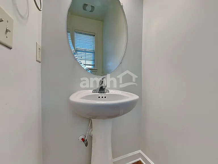 3307 Earl Of Mar Ct — Photo 8