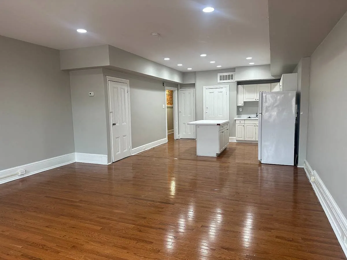4219 Main Street — Photo 1