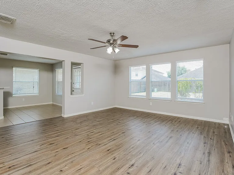 21719 Texian Ct — Photo 5