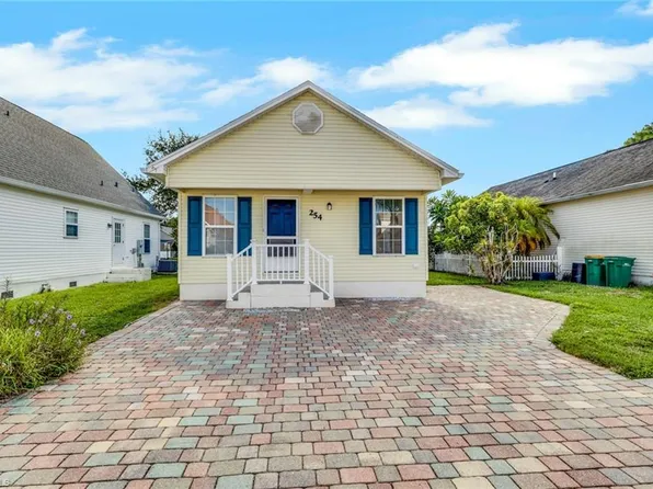 254 Leawood CIR, NAPLES, FL 34104