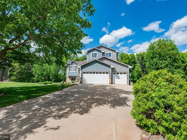 155 Palomino Ln, Lino Lakes, MN 55014