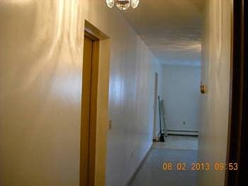 2nd image of 165 Roosevelt St APT 1