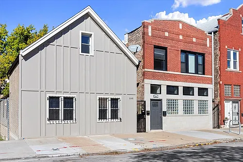 2048 W 21st St #2 Photo 1