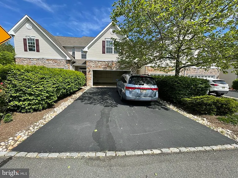 42 Haddon Ct — Photo 9