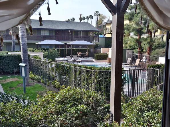 1410 W Lambert Rd, La Habra, CA 90631