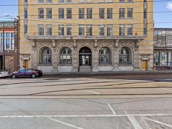 245 Madison Ave APT 705, Memphis, TN 38103