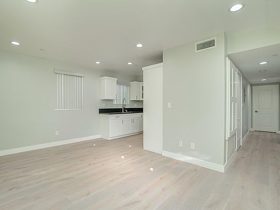 2nd image of 529 W 80th St