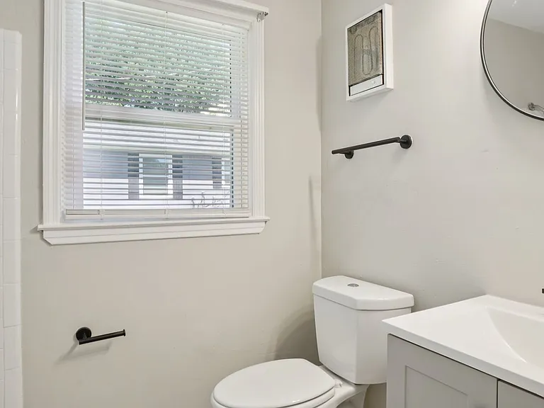 1601 West Townhomes — Photo 15