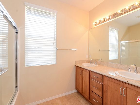 3rd image of 28508 Herrera St