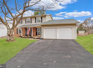 7303 Mizzen Pl, Burke, VA 22015