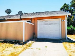 9406 Aizenberg Cir, Elk Grove, CA 95624