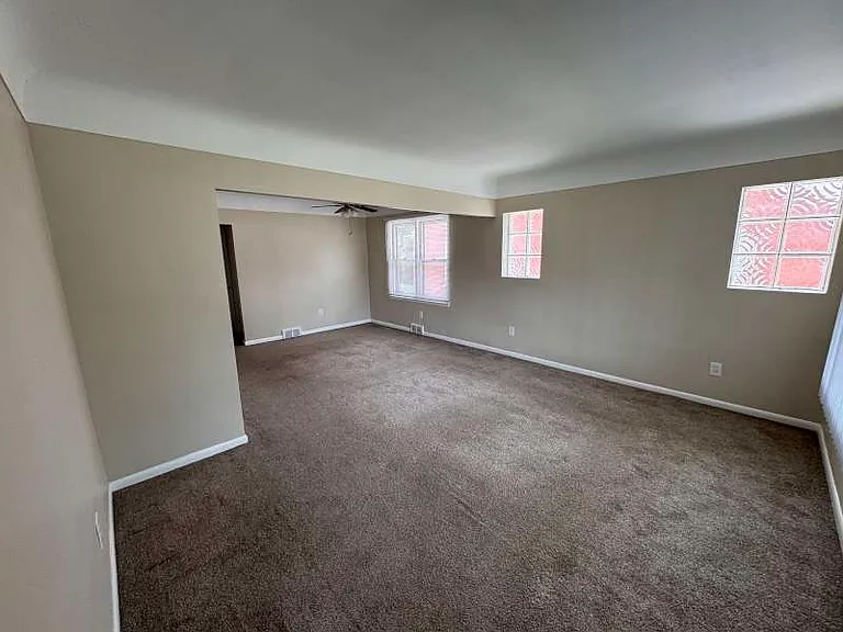 14754 Lydia Ave — Photo 34