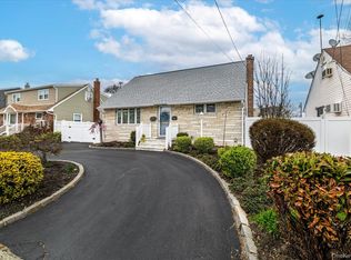 3131 Brower Avenue, Oceanside, NY 11572