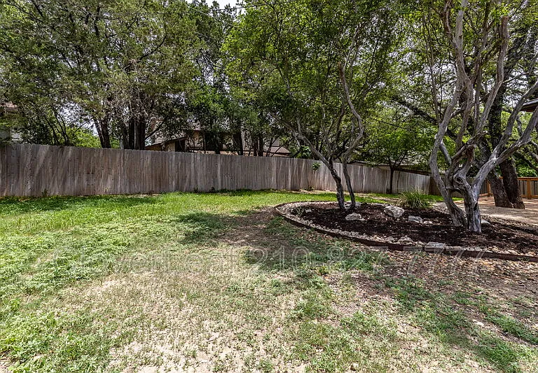 2907 Burnt Oak St — Photo 32