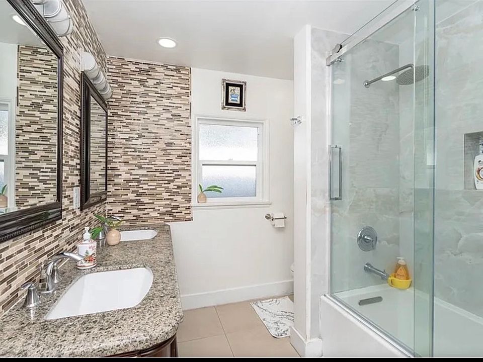 1st image of 9421 Dearborn Ave #9421