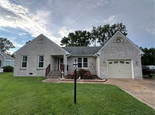 203 Hidden Acres Cir, Windsor, VA 23487