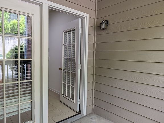 Screened porch from the outside