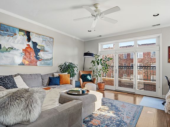 4th image of 1836 W Foster Ave #2W