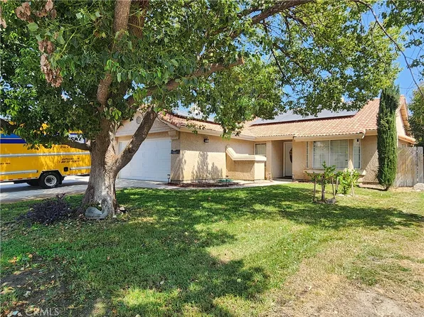 1066 Gloria Dr, Hemet, CA 92545