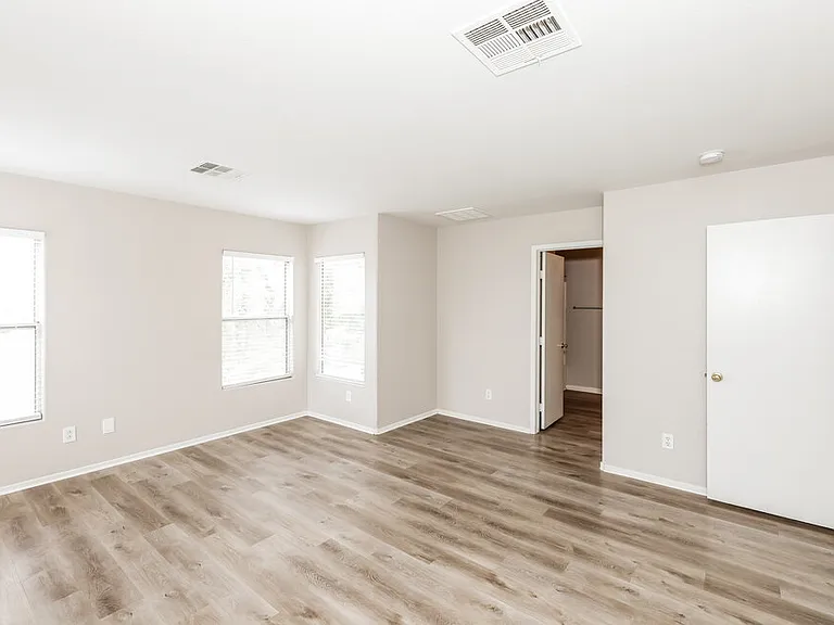6221 Mercer Valley St — Photo 10