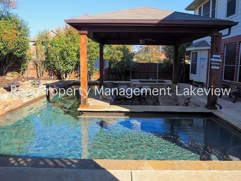 7500 Waterside Pl — Photo 40