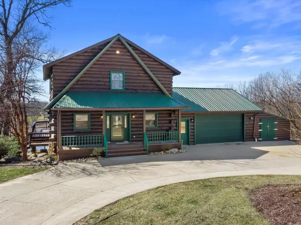 8743 Hilltop DRIVE, Burlington, WI 53105