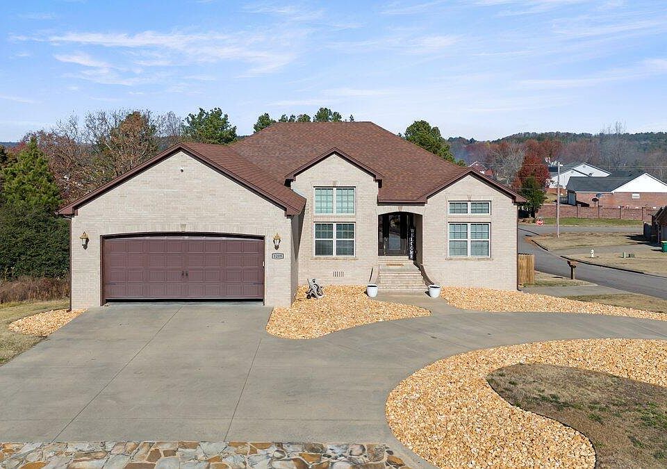 1209 E Elm St, Russellville, AR 72802 MLS 232160 Zillow