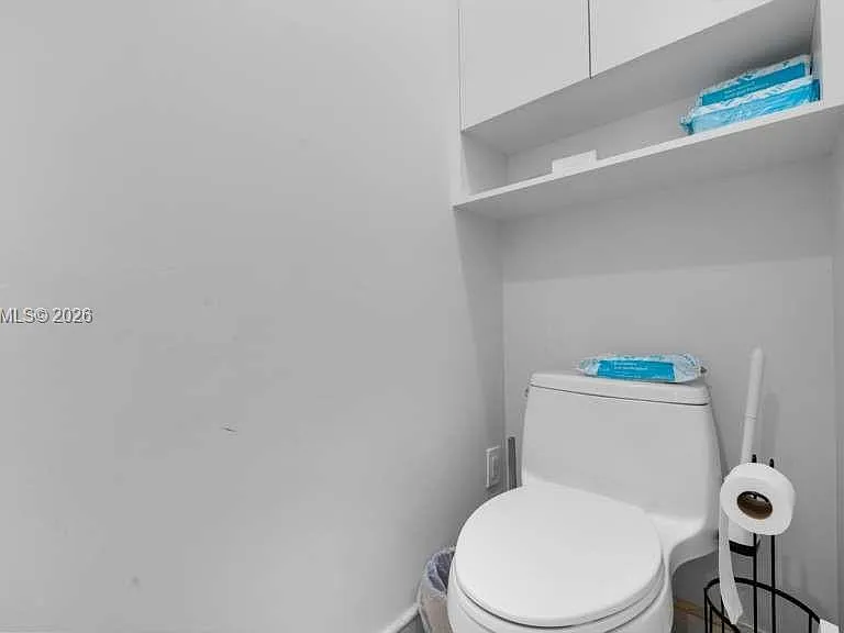 6917 Collins Ave #L-107 — Photo 22