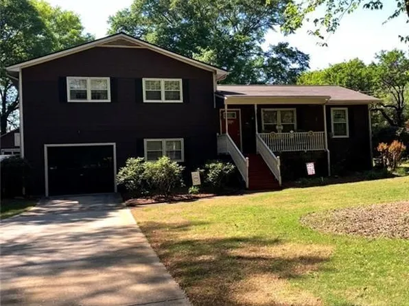 3824 Sanders Rd SW, Marietta, GA 30008