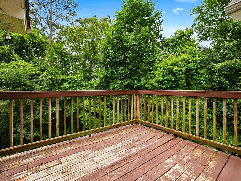 166 Cove Hl — Photo 11