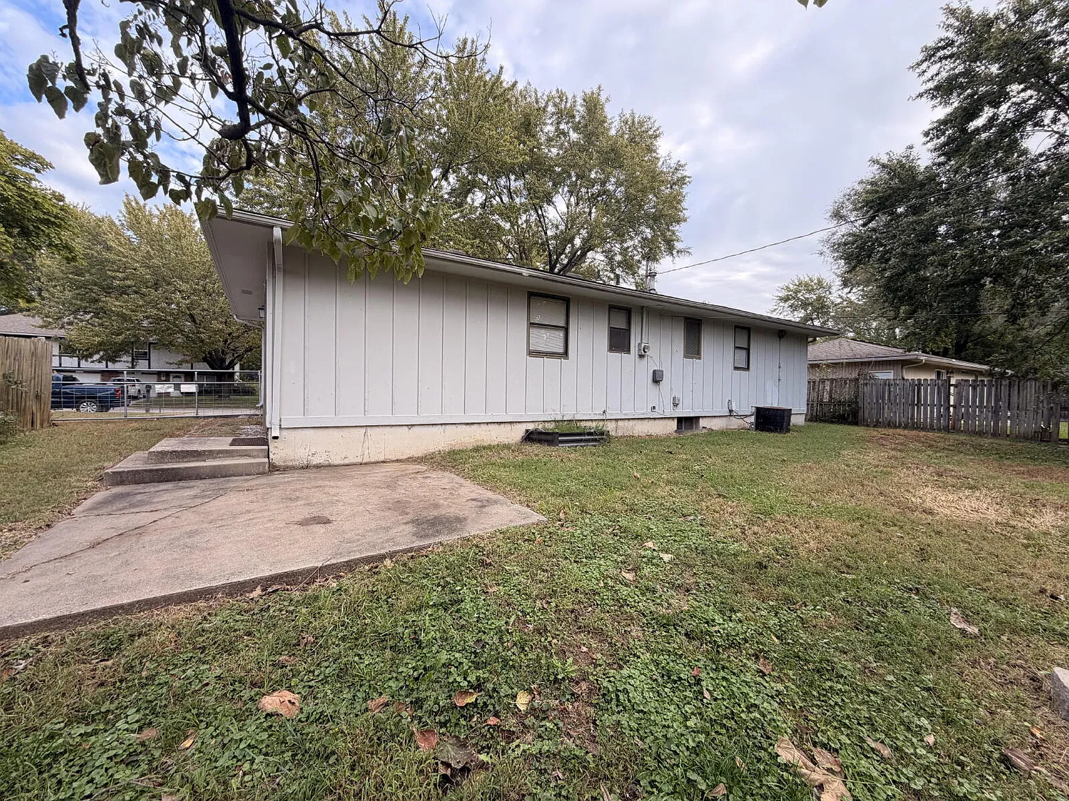 3 bed, 1.0 bath, $1,375 — Photo 4